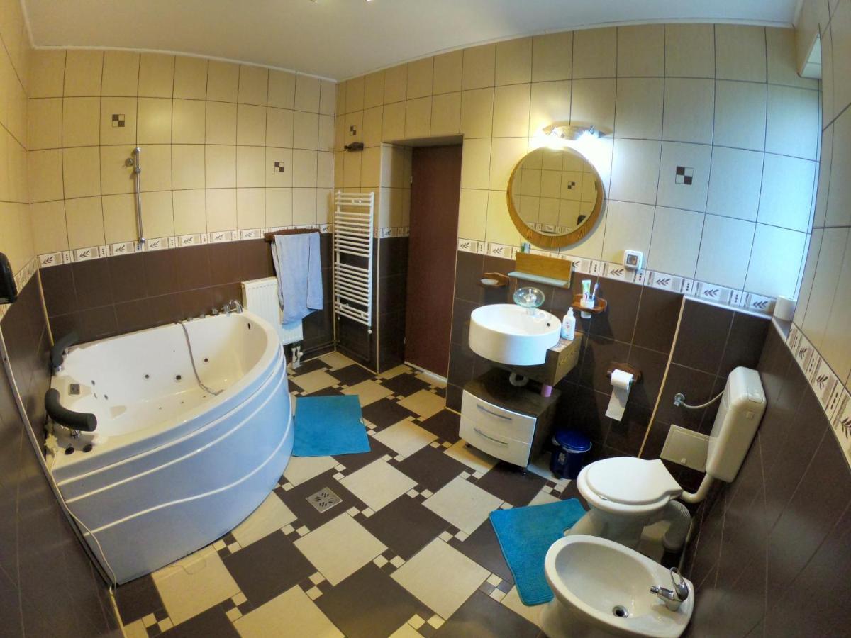 Anuta Hotel Breaza  Eksteriør billede